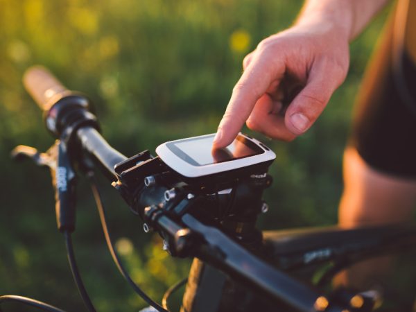 Como usar um ciclocomputador: tudo o que você precisa saber para monitorar seu desempenho na bike