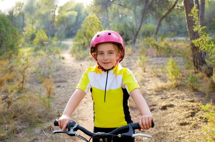 Roupas para Pequenos Ciclistas: O Guia de Ciclismo Infantil